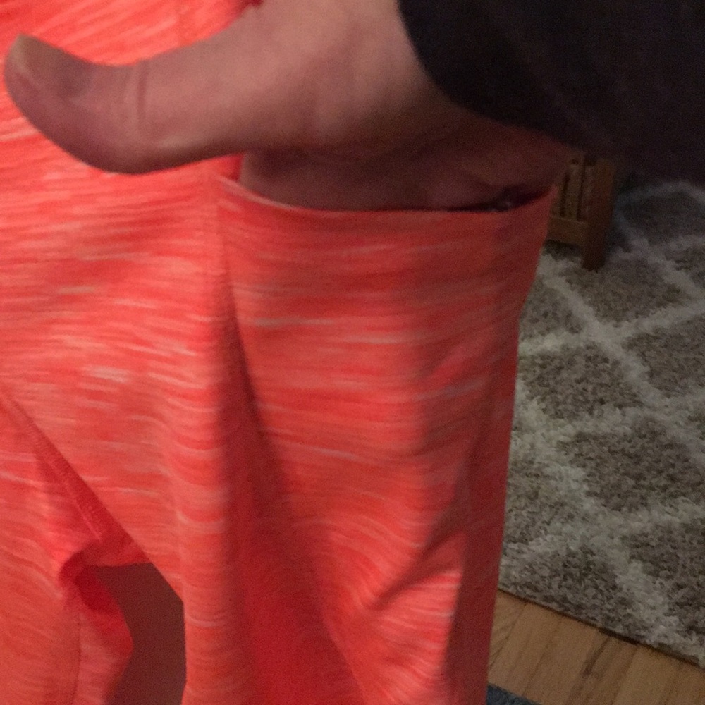 Old Navy Active Elevate Orange Capris Leggings. S… - image 6